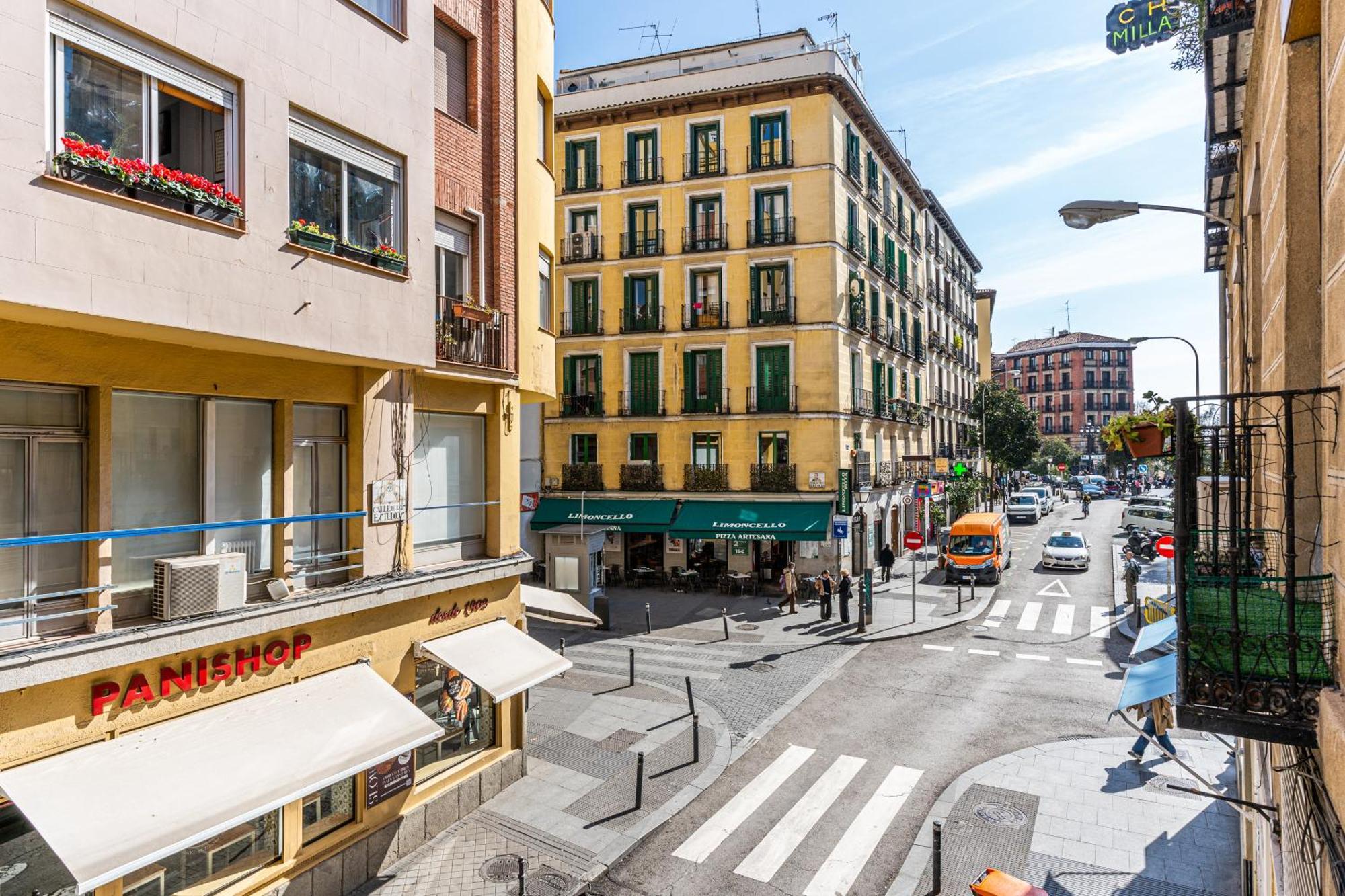 Vr Estudios Apartments Madrid Exterior foto